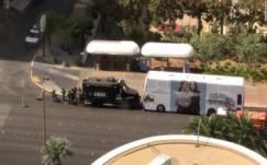 Elbarikádozta magát a buszon és lövöldözött egy férfi Las Vegasban