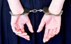 Vádat emeltek Budapesten egy romániai férfi ellen, aki agyonverte ivócimboráját