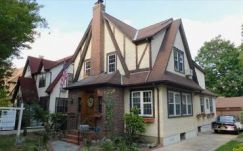 Eladták Donald Trump gyermekkori otthonát, nem Trump vette meg