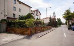 Sepsiszentgyörgyön önkormányzati támogatással szépítik a lakónegyedeket 