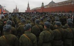 Putyin megnövelte az orosz haderő létszámát