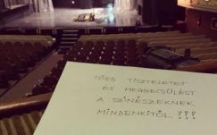 Üzenet a kolozsvári színház nézőteréről: „Több tiszteletet a színészeknek!”