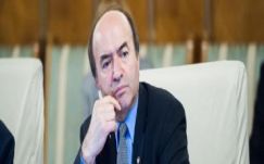 Rostás-Péter István: Juszti csütörtököt mond 