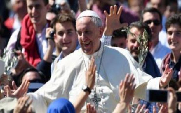 Mosodát nyittatott a hajléktalanoknak Ferenc pápa Rómában