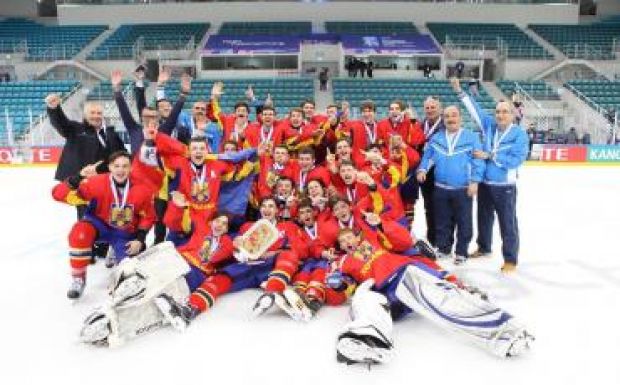 Székely himnusszal ünnepeltek az U18-as hokisok