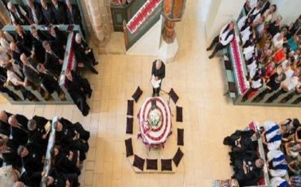 Ambrus Attila: Szembe fújó szélben 