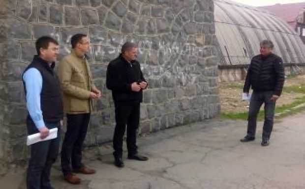 Végre felújíthatják a gyergyói jégpálya tetőszerkezetét