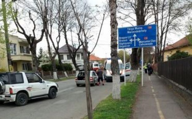 Összeütközött két autó Székelyudvarhelyen, egy kislány megsérült