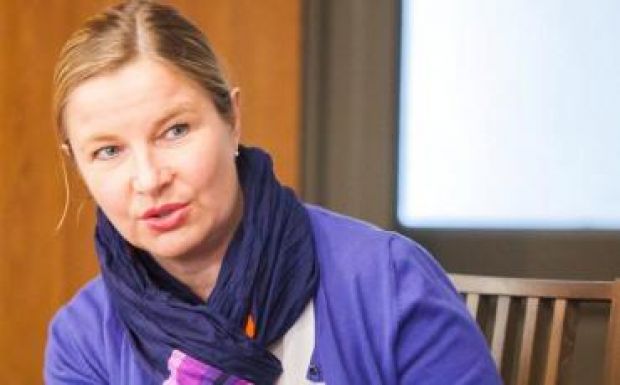  Emeli a tétet a Nőszervezet – Hegedüs Csilla a bethlenfalvi „nannyóról” és a szexista kommentekről