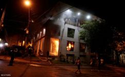 Felgyújtották a parlament épületét a dühös paraguayi tüntetők