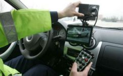 13 száguldozót kapcsolt le a rendőrség néhány óra alatt