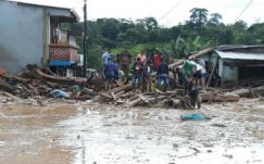 Több mint százan meghaltak egy kolumbiai földcsuszamlásban