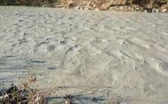 Figyelmeztették a lakosságot az Aranyos folyó szennyezettségére