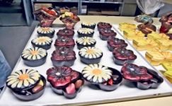 Mézzel készült csokoládépraliné - elsőként gyártanak majd ilyent Romániában