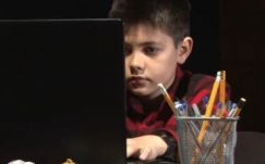 Az internet veszélyei: mit rontunk el a gyereknevelésben? Szakembert kérdeztünk