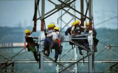 A norvégok tízezer romániai háztartást csatlakoztatnak az áramellátáshoz