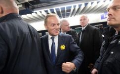 Tanúként hallgatták ki Donald Tuskot