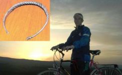 Ritka dák nyakéket talált Madéfalva határában egy kincsvadász