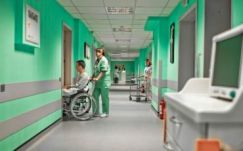 Kórházakban magyarul: május 10-én tárgyalja az alkotmánybíróság az ellenzék kifogásait