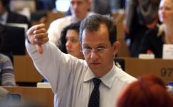 Sógor az MCV megszüntetése ellen emelt szót az EP-ben