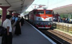  Pótvonatokat indít a tengerpartra a CFR május 1-je alkalmából