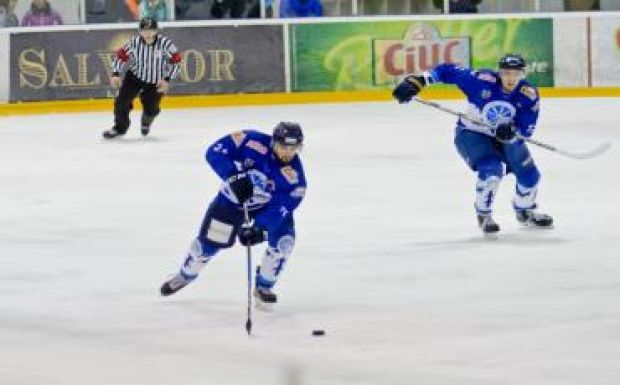 Jégkorong: elveszítette fiatal centerét a Sportklub 