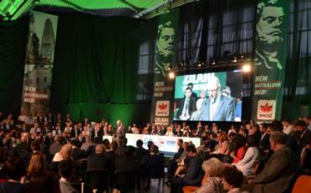 „Nem hátrálunk meg!” – Zilahon tartotta kongresszusát az RMDSZ (percről percre)