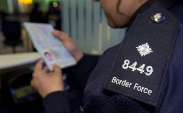A bevándorlási szabályok szigorítása is szerepel a brit konzervatívok programjában