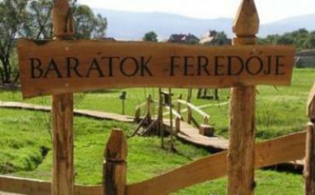 Három hétvégi ház égett le Hargita megyében