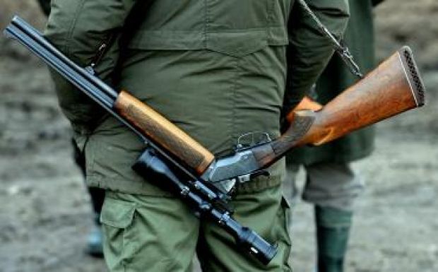 Véletlenül a vadász kapott golyót egy Arad megyei vadászaton