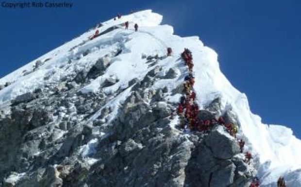A tavaszi szezon harmadik áldozatát szedte vasárnap a Mount Everest