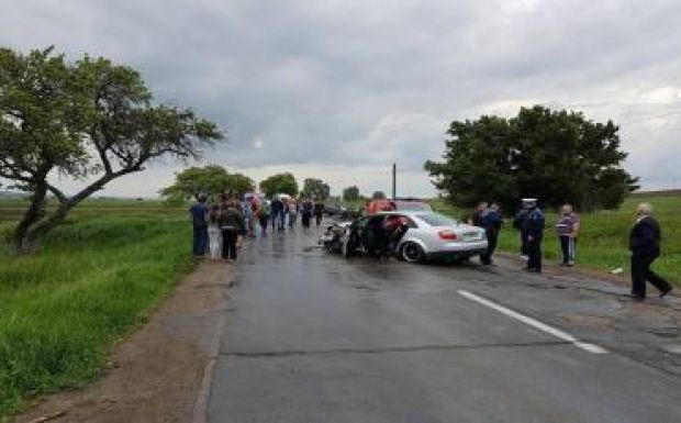 Kilencen kerültek kórházba a láncbaleset után