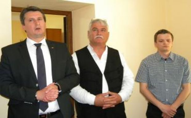 RMDSZ-es parlamenti képviselői iroda nyílt Kisjenőben