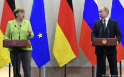 Merkel: a Moszkva elleni szankciók feloldásához végre kell hajtani a minszki megállapodásokat