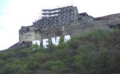 Bekamerázzák Déva várát, hogy megakadályozzák a lopásokat