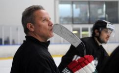 Új edzőt kell keresnie a Magyar Jégkorong Szövetségnek