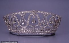  Elloptak egy 367 gyémánttal díszített diadémot egy német múzeumból