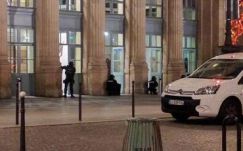Rendőrök evakuálták és zárták körbe a párizsi Gare du Nord pályaudvart