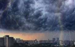 Viharossá válik az idő több erdélyi megyében