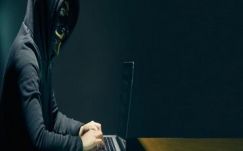 Bíró Béla: Önveszélyes emberiség