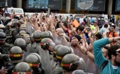 A hadsereggel próbálják megfékezni a zavargásokat Venezuelában