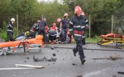 Kilenc személy sérült megy egy Hunyad megyei autóbalesetben