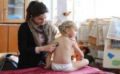 Erdélyben hatezer vizsgálatot végzett a Nemzetközi Gyermekmentő Szolgálat