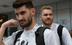 Így fogadták a bajnokcsapat Kolozsvári-BT kosarasait 