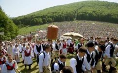 Szakhatóság: aki nincs beoltva kanyaró ellen, ne vegyen részt a csíksomlyói búcsún