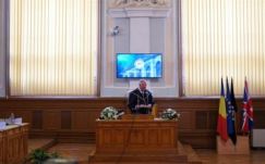 Díszdoktorává avatta Károly herceget a BBTE