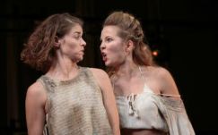 Gyermeknapi koncertre és a Vígszínház előadására hirdet jegyakciót a kolozsvári színház