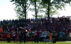 Kalákában készítik fel a sepsiszentgyörgyi focipályát az első ligás szereplésre 