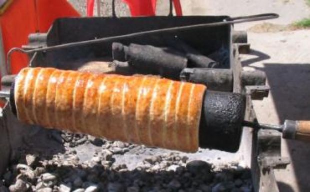 Nem tudta egy cég cukorkaként kisajátítani a kürtőskalácsot