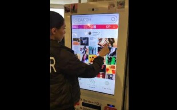 Lájkokat vásárolhatunk egy különös orosz automatával